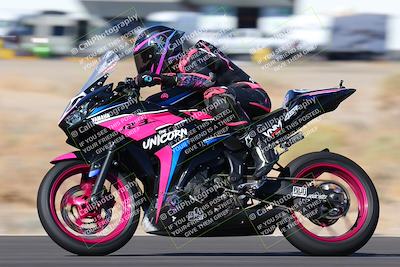 media/Oct-09-2022-SoCal Trackdays (Sun) [[95640aeeb6]]/Turn 3 (930am)/